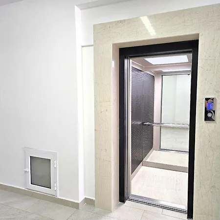 Ardi Sea View Apartament Wlora